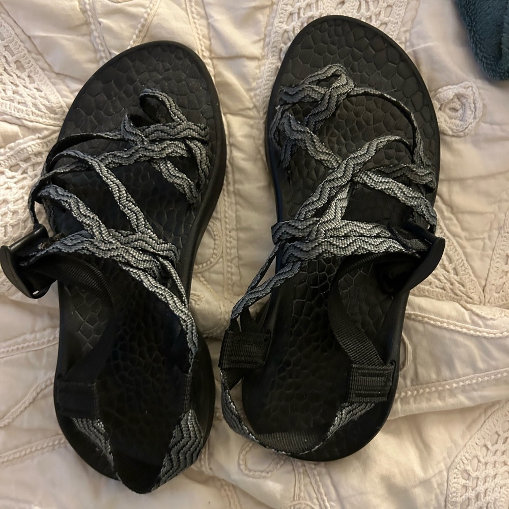 chacos sandles